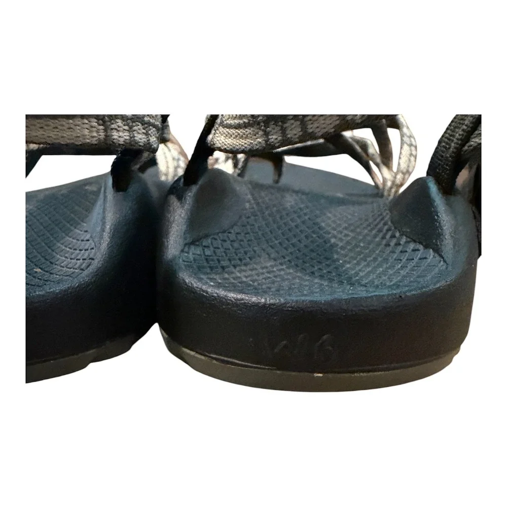 Chaco Z Cloud X2 Sandals Womens 6 Gray Black Strappy Toe Loop Athletic Hiking